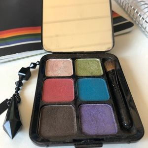 MAC Cosmetics Eyeshadow Palette- Suedette